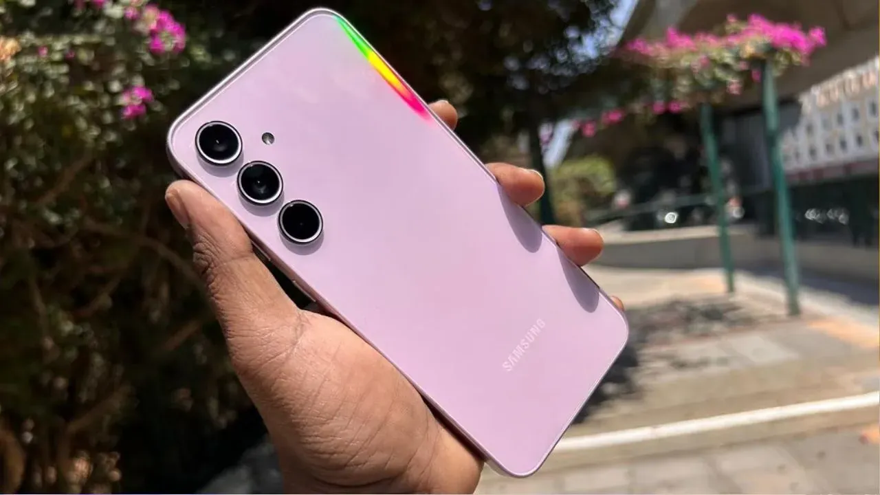 Samsung Galaxy A35: последние обновления ПО