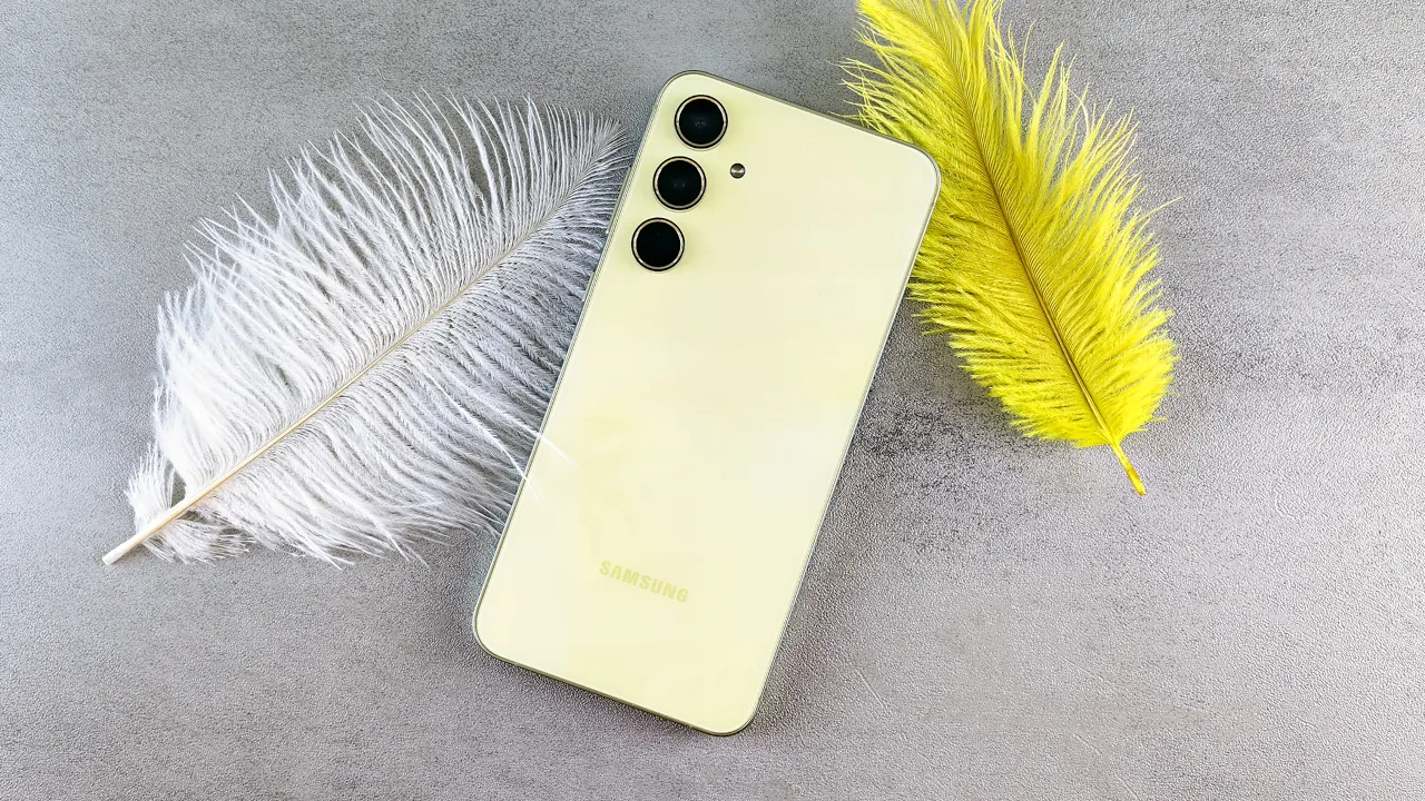 Samsung Galaxy A55: последние обновления ПО