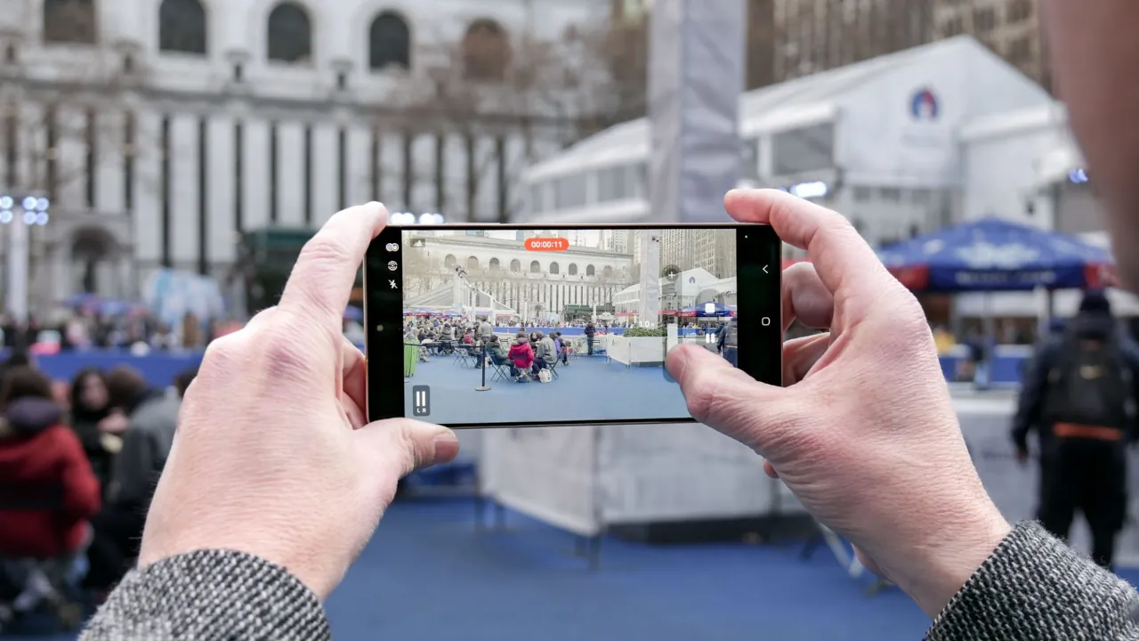 Смартфон Samsung Galaxy S25 Ultra